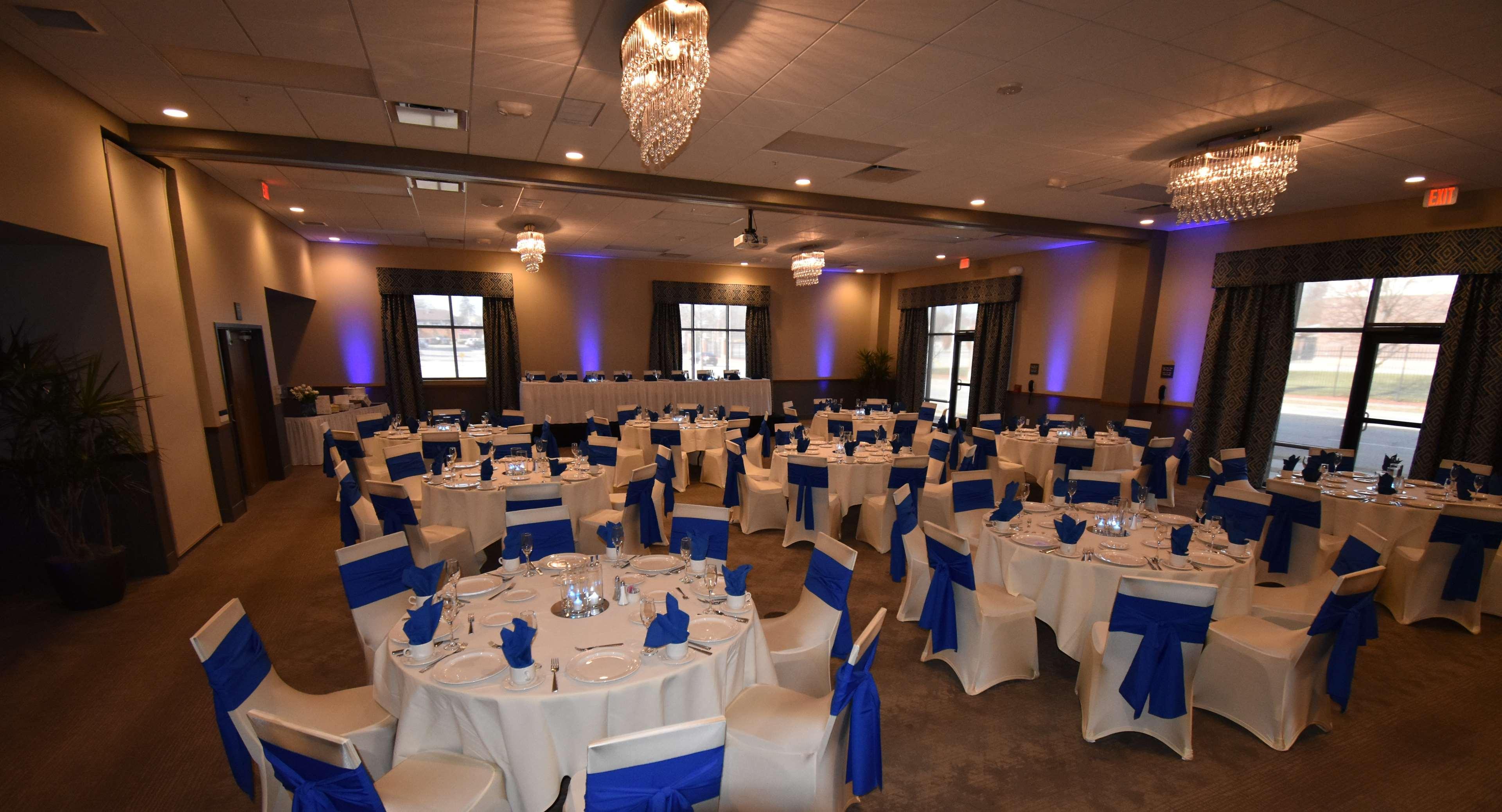 Hampton Inn & Suites Milwaukee West West Allis Bagian luar foto