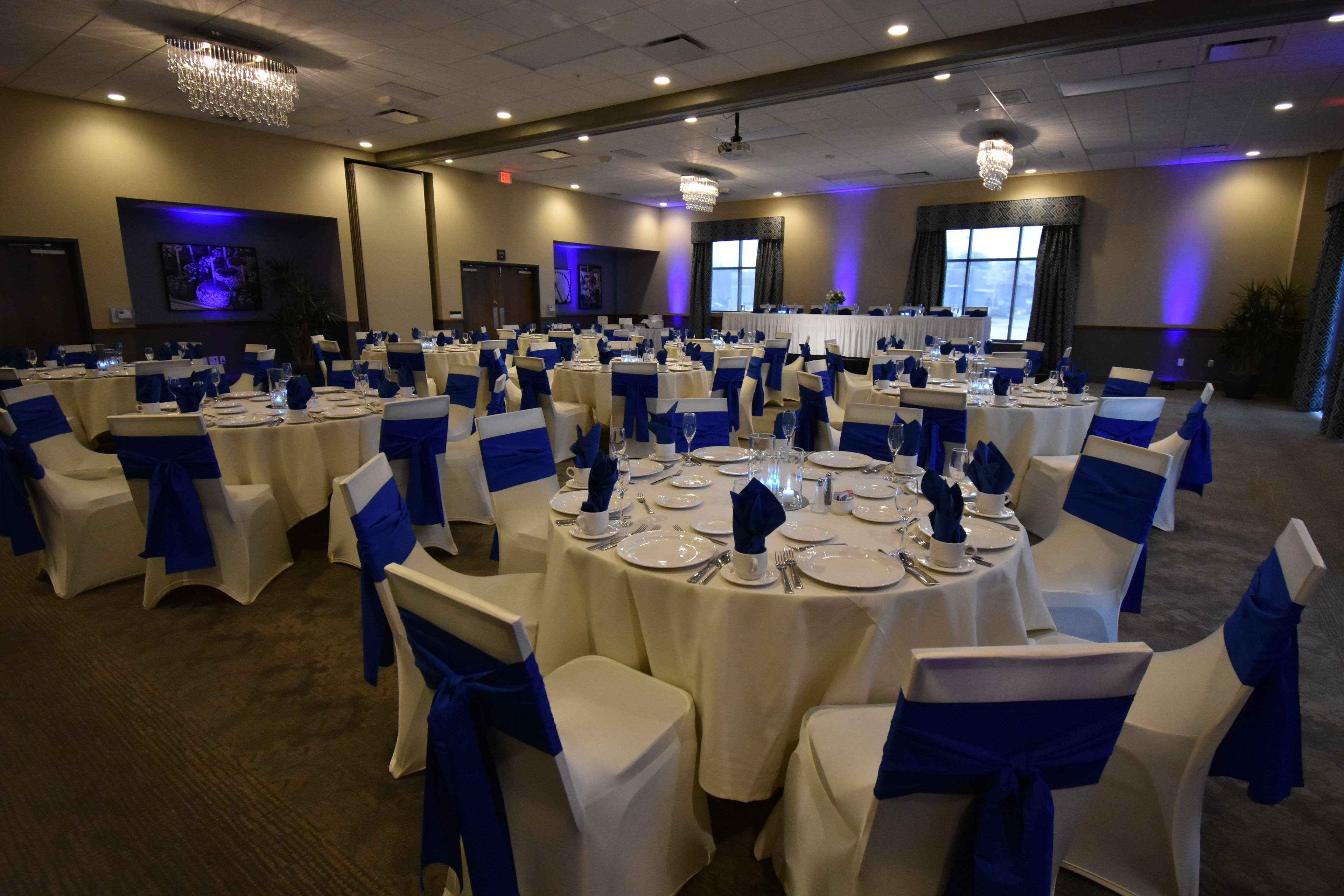 Hampton Inn & Suites Milwaukee West West Allis Bagian luar foto